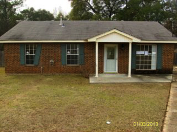 1212 Gardenia Cir, Prattville, AL 36067 