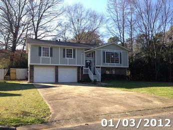 611 20th Ct NE, Center Point, AL 35215 