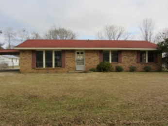 124 Maple Street, Wetumpka, AL 36092 
