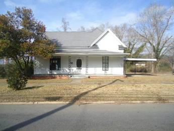 432 W Third St, Luverne, AL 36049 