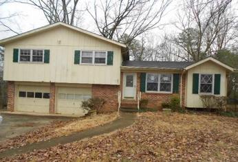 645 16th Ave NW, Center Point, AL 35215 