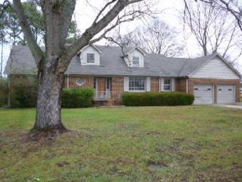 1920 Azalea Cir SW, Decatur, AL 35601 