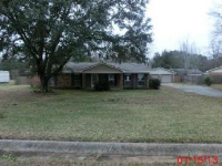 5655 Apache Dr, Satsuma, AL 36572 