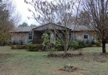 5997 County Rd 15, Maplesville, AL 36750 