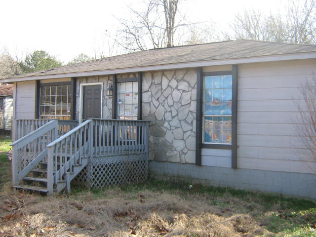 1122 Croyden Cir, Bessemer, AL 35020 