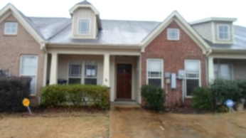 2066 Rossburg Pl, Calera, AL 35040 