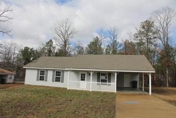 215 Hardwood Hills, Centre, AL 35960 