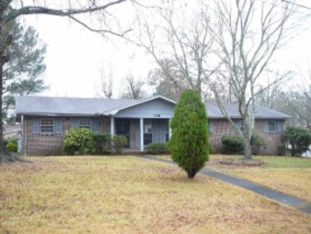 1108 Mary Jane Dr, Anniston, AL 36206 