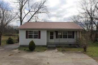 1213 W Main St, Centre, AL 35960 