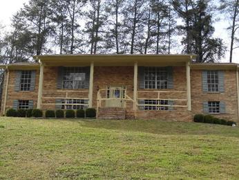 4900 Rilla Ln, Adamsville, AL 35005 