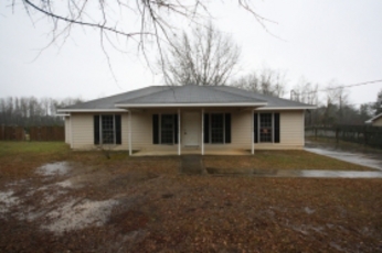 1819 Lee Road 239, Smiths Station, AL 36877 