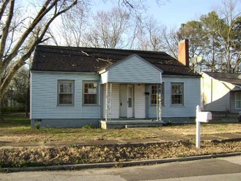 701 Hickory St SE, Hartselle, AL 35640 