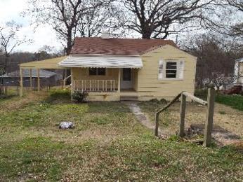 6616 Seminole Cir, Fairfield, AL 35064 