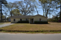 106 Vine St, Bay Minette, AL 36507 