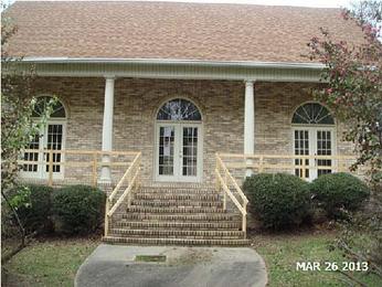 406 Thomas Ave, Talladega, AL 35160 