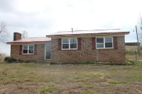 364 Steele St, Phil Campbell, AL 35581 