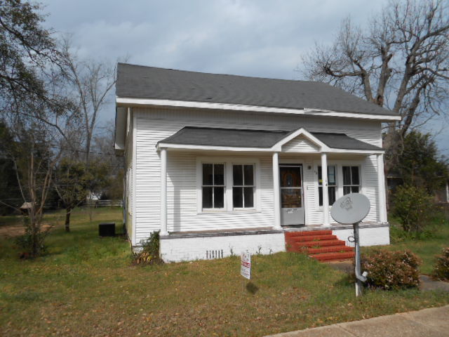 40 Bigger St, Monroeville, AL 36460 