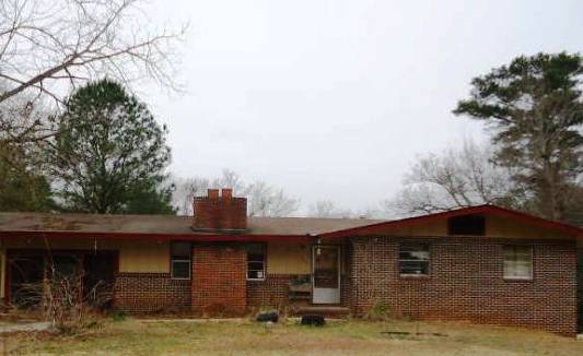 307 Oslin Dr, Tuskegee, AL 36083 