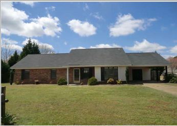 105 Quail Ridge Rd, Elmore, AL 36025 