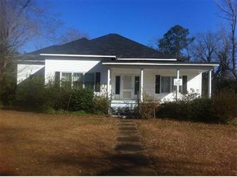 457 Spring St, Carrollton, AL 35447 
