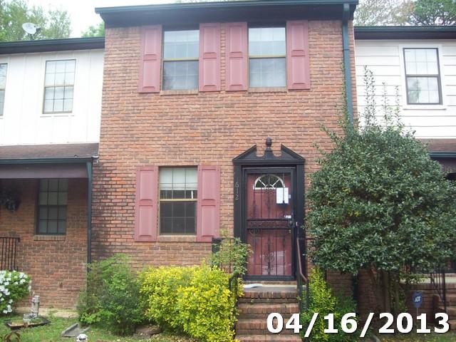 612 Valley Crest Dr, Birmingham, AL 35215 