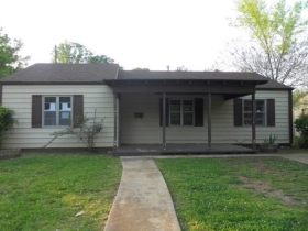 1344 Rayfield Dr, Birmingham, AL 35228 