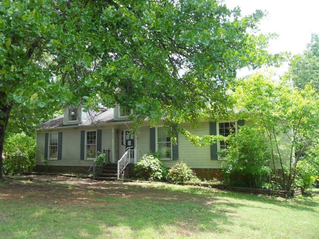 925 Dunridge Dr, Birmingham, AL 35215 