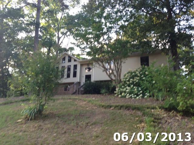 324 Oak Leaf Cir, Birmingham, AL 35244 