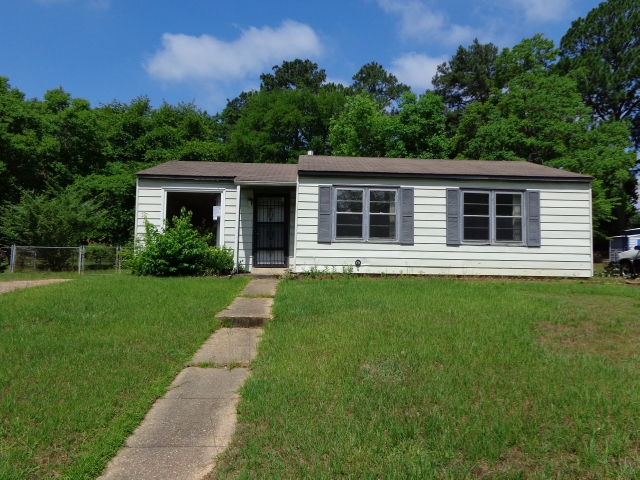 1222 Beechdale Rd, Montgomery, AL 36109 
