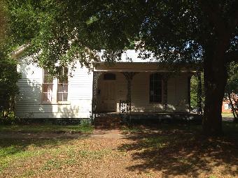 600 Tremont St, Selma, AL 36701 