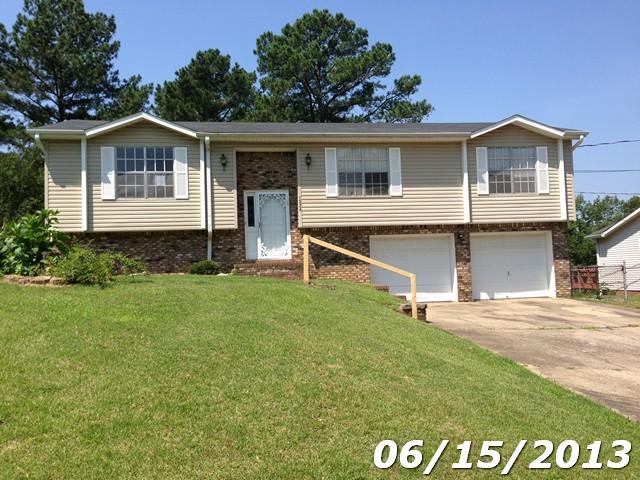1524 Hidden Lake Dr, Birmingham, AL 35235 