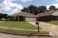 8302 Magnolia Village Dr S, Mobile, AL 36695 