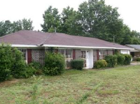 2427 Brothers Dr, Tuskegee, AL 36083 
