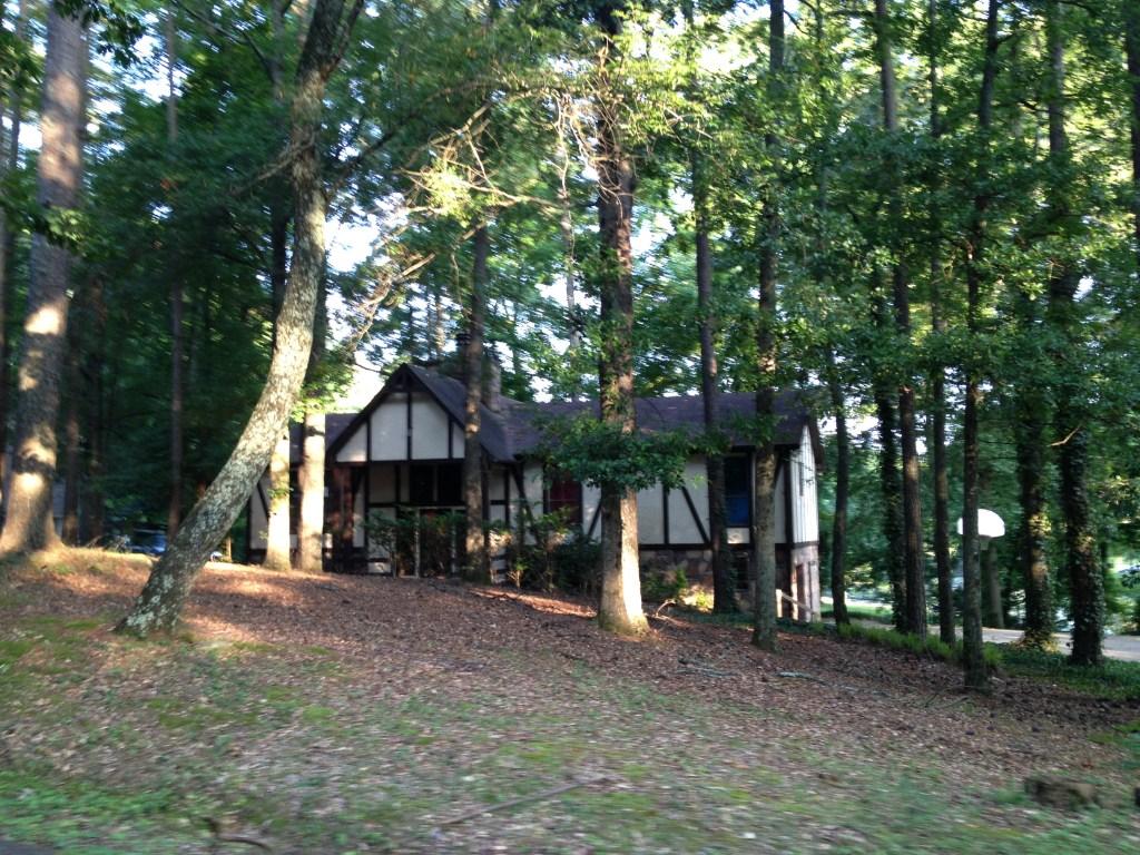 411 Valley Lake Drive, Birmingham, AL 35206 