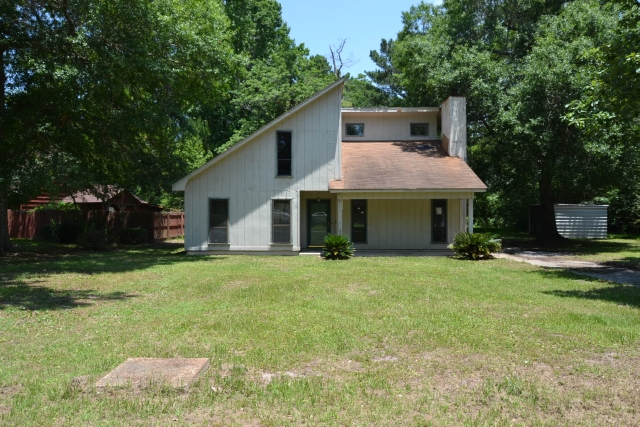 2728 Lost River Rd, Mobile, AL 36605 