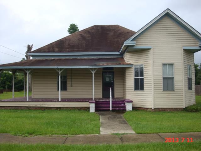 1814 Poplar St, Flomaton, AL 36441 