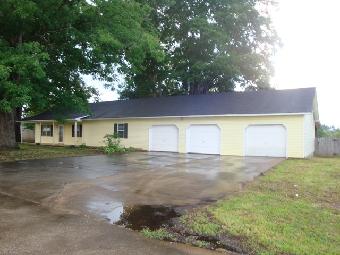 21861 Jd Adams Dr, Elkmont, AL 35620 