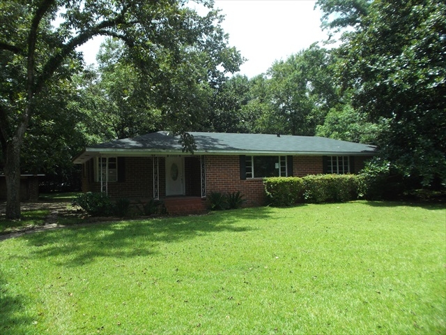 5409 Colonial Cir W, Mobile, AL 36618 