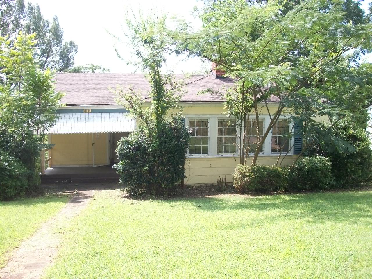 333 Belcher Dr, Midfield, AL 35228 