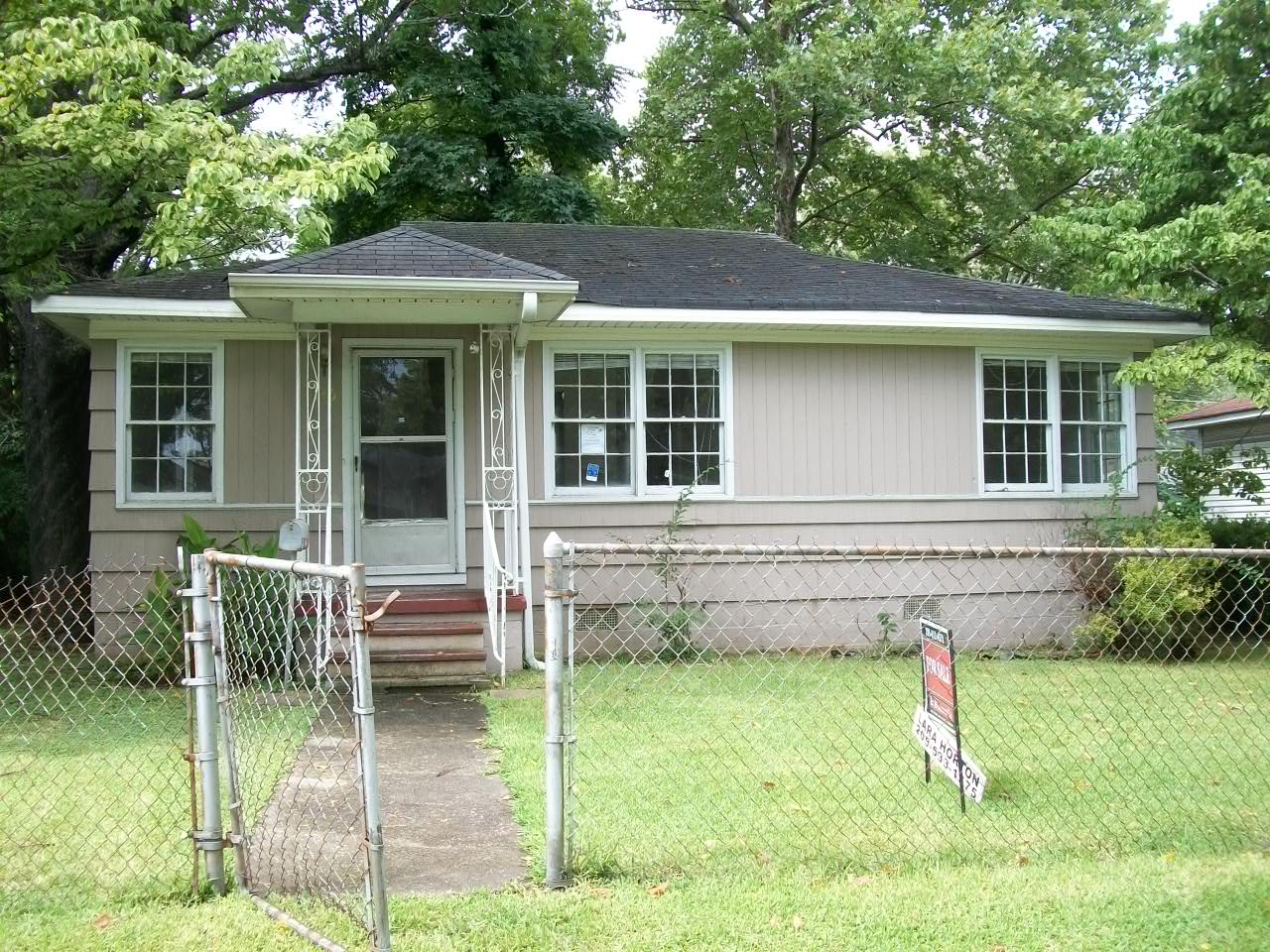 1145 Thomason Ave, Tarrant, AL 35217 