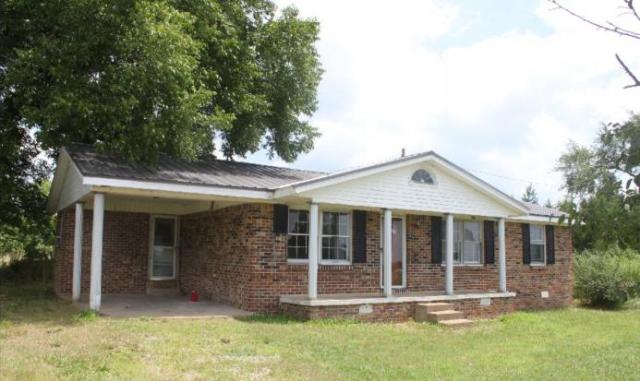1595 Fox Trap Rd, Russellville, AL 35654 