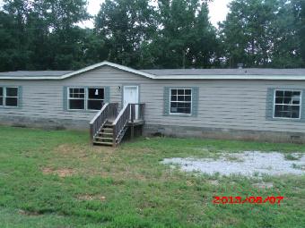 55 Santa Fe Lane, Anniston, AL 36201 