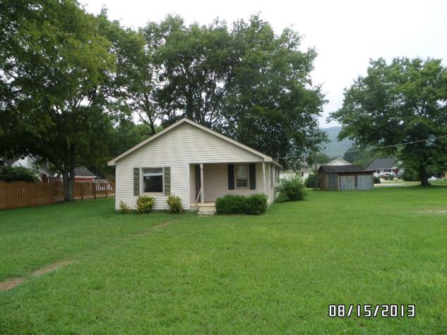 2244 Old Big Cove Rd SE, Owens Cross Roads, AL 35763 