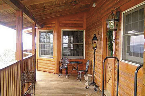 582 BELL POINT ROAD, Laceys Spring, AL 35754 