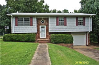 2620 Streetman Cir, Birmingham, AL 35235 