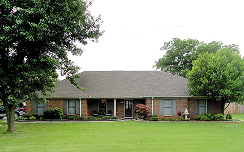 7706 Bailey Cove Road, Huntsville, AL 35802 