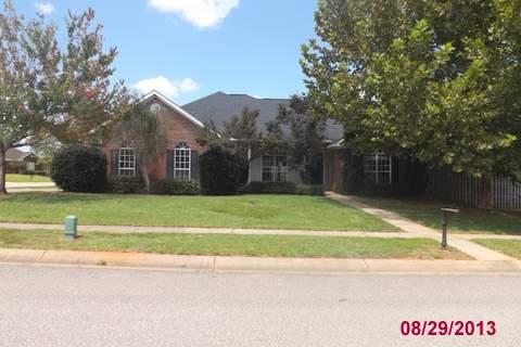 10166 Summerlake Dr, Mobile, AL 36608 