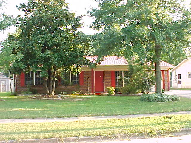 1201 Towerview Street SW, Decatur, AL 35601 