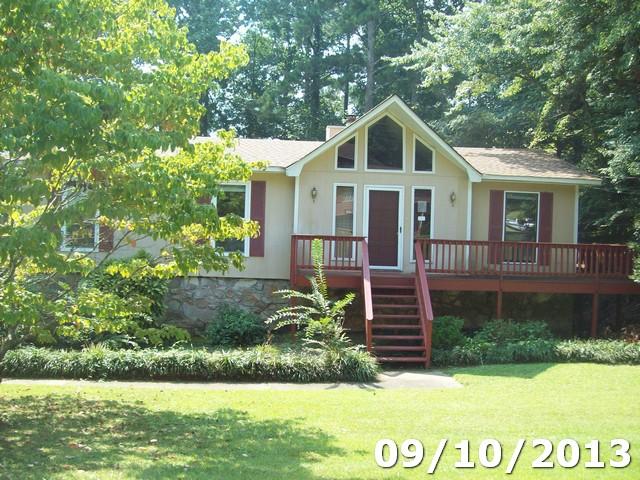 107 Silverleaf Dr, Trussville, AL 35173 