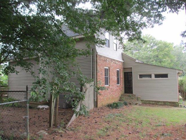 106 Lynn Cir, Sheffield, AL 35660 